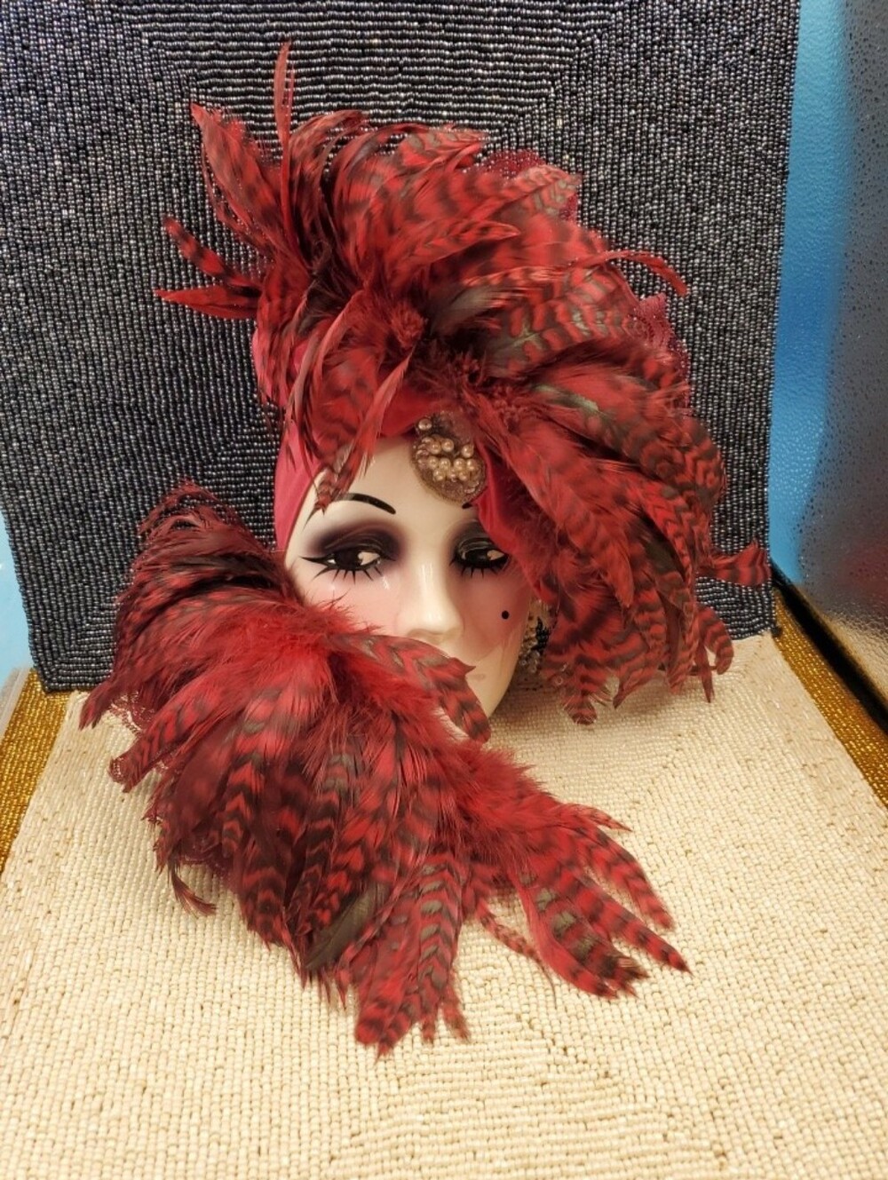 Unique Creations Lady Face Mask Wall Hanging Decor Signed (Black/Red Feathers)